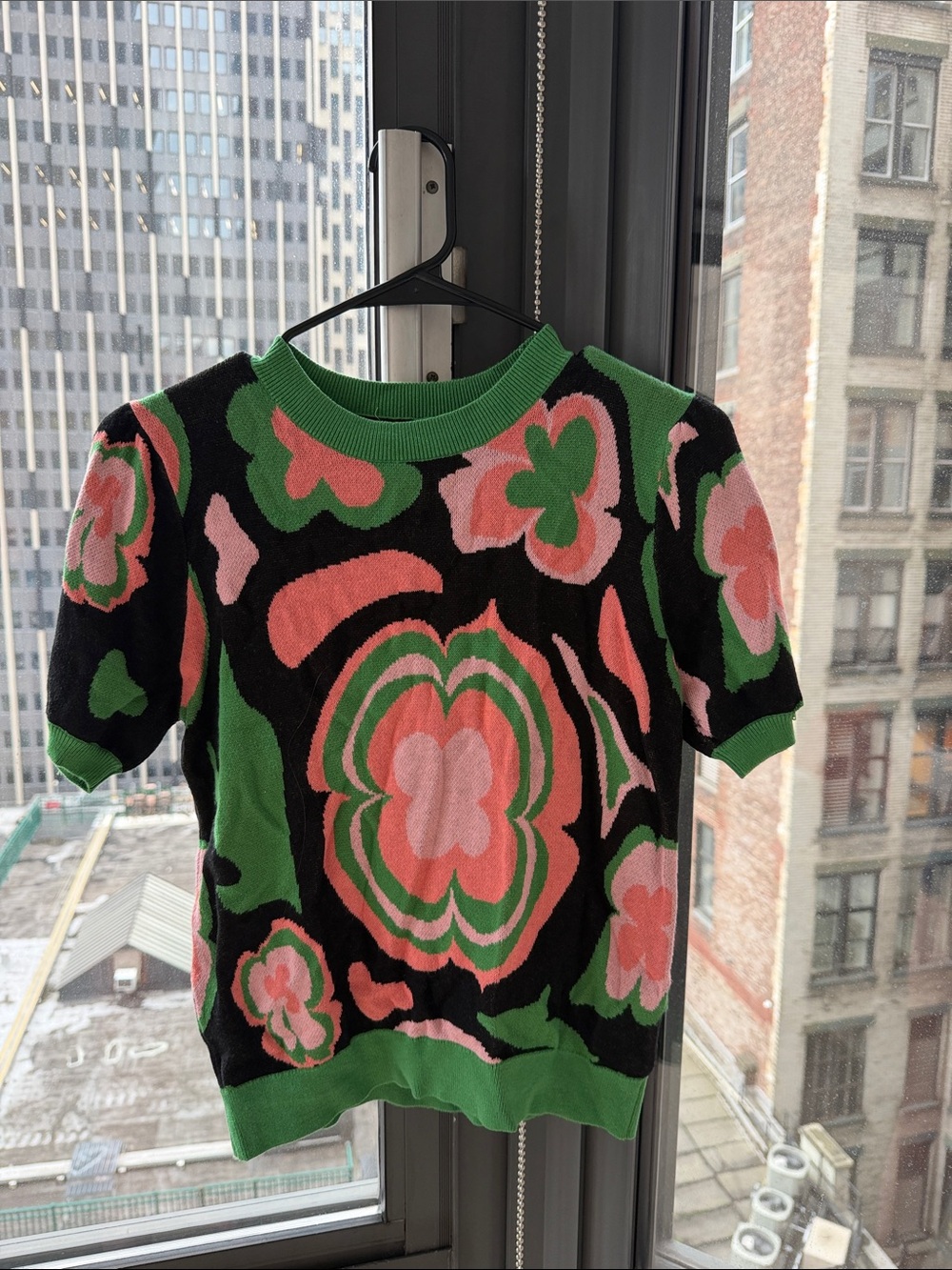Women's Short-Sleeve Floral Knit Sweater - Saint Geraldine